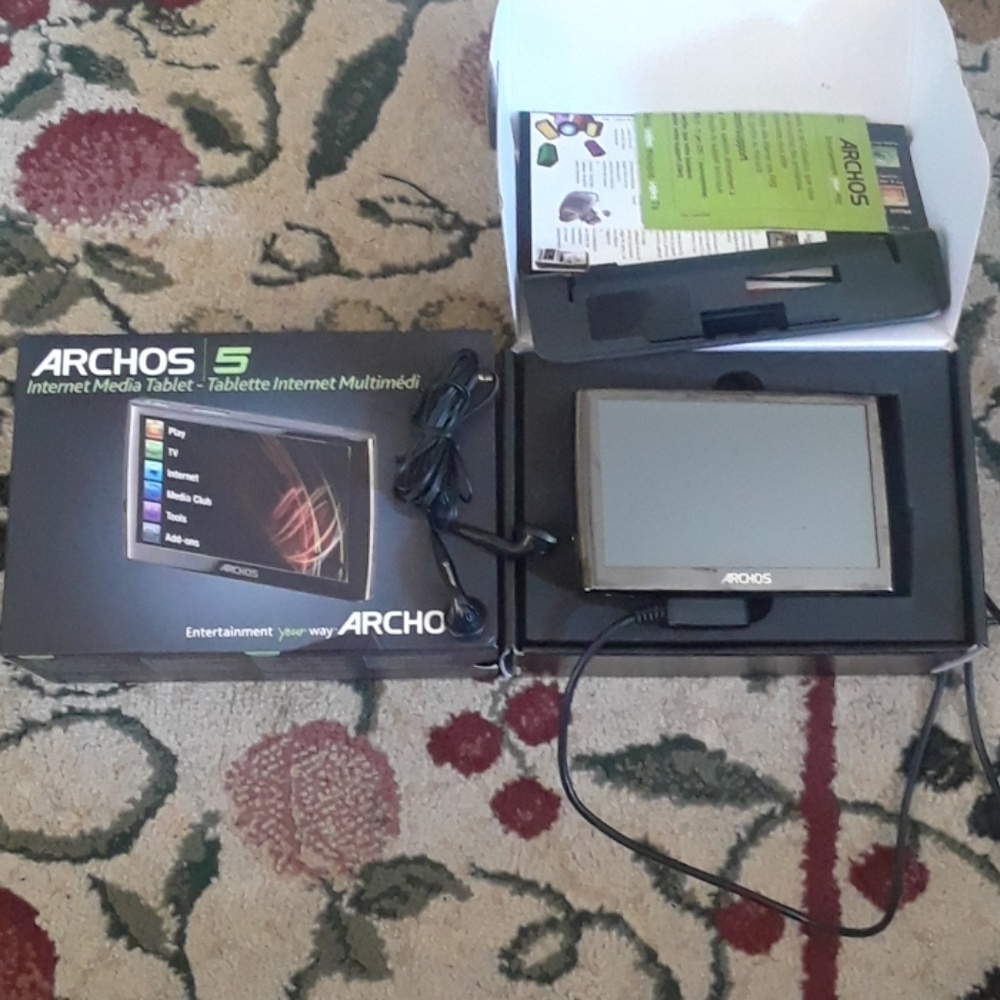 Archos 5 Internet media tablet